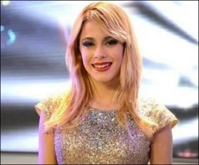 Combien y a-t-il de saisons dans "Violetta" ?