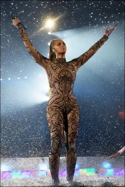 Quel était le nom de son groupe des années 90 ?