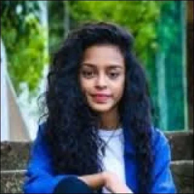 De quel pays est originaire Nilusi ?