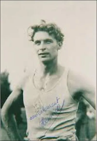 Il est le seul français à avoir été médaillé en décathlon. Il a obtenu l'argent aux JO de 1948. De qui s'agit-il ?