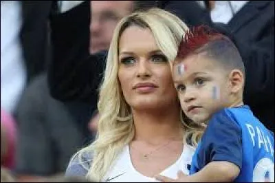 Quel est son poste dans l'équipe de France ?