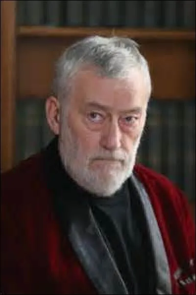 Comment se pr&eacute;nomme le patriarche de la famille Saint-Andr&eacute; ?