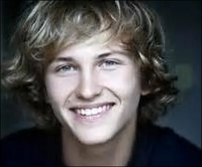 Comment Julien meurt-il ?