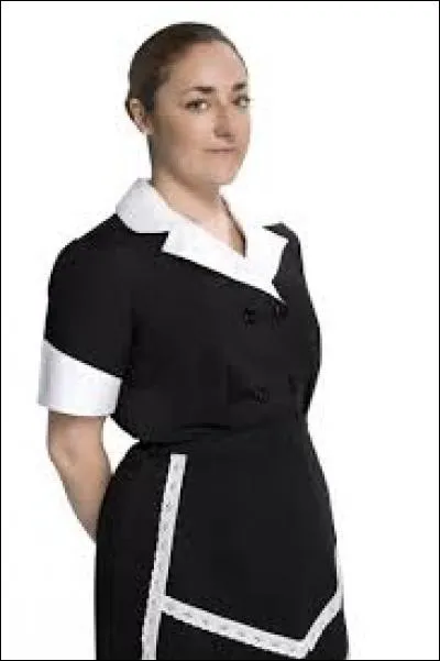 Comment s'appelle la femme de ménage de Sharon ?