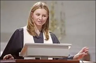 Quelle est la profession de Lucy ?