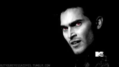 Pourquoi Dr. Deaton lui a-t-il sauvé la vie, dans la saison 2 ?