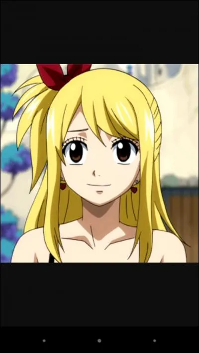 De qui est amoureuse Lucy ?