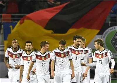 Dans quel groupe l'Allemagne se trouvait-elle ?