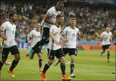 Contre quel pays l'Allemagne a-t-elle fait un score de 0-0 ?