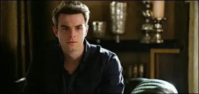 Qui est-ce ? (dans son corps d'Originel)