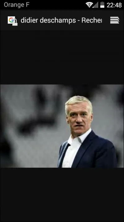 Comment s'appelle l'entraîneur de l'équipe de France ?