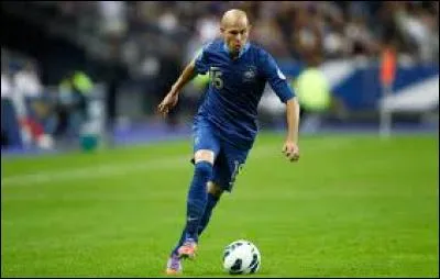 Reconnaissez-vous ce joueur évoluant à l'Olympique Lyonnais ?