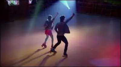 Sans compter les points du public, combien de points Luna et Simón ont-ils eus lors de la première compétition ?