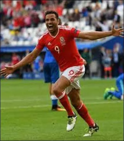 Quel est le club de Hal Robson-Kanu ?