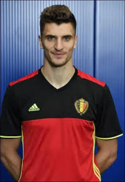 Durant l'Euro 2016, dans quel club a signé Thomas Meunier ?