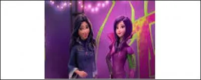 Et si nous parlions de sa meilleure amie Evie ? De quelle méchante est-elle la fille ?