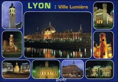 Je continue avec la ville de Lyon. Pour la découvrir, dans quelle région devons-nous nous rendre ?