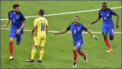 Contre quelle équipe la France joue-t-elle le match d'ouverture au stade de France le 10 juin 2016 ?