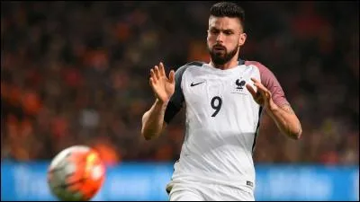 Quel est son pied fort ?