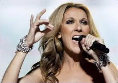 Elle est une chanteuse d'origine canadienne. Elle est...