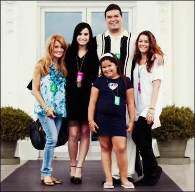 Comment se nomme son beau-père ?