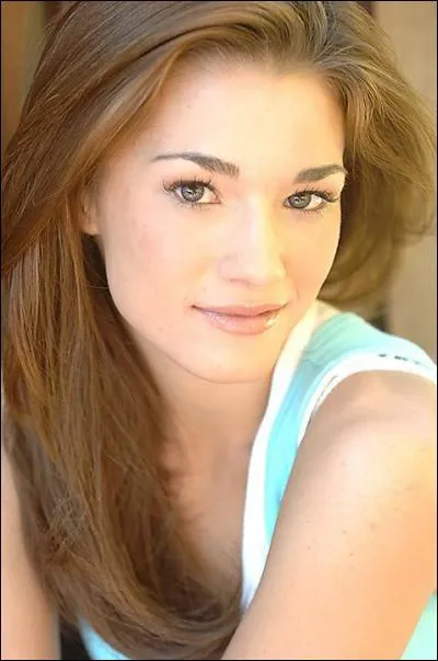 Comment s'appelle sa soeur aînée ?