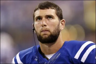 Laquelle de ces équipes a pour quart-arrière Andrew Luck ?