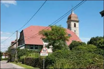 Village du Doubs, Mazerolles-le-Salin se situe dans la nouvelle région ...