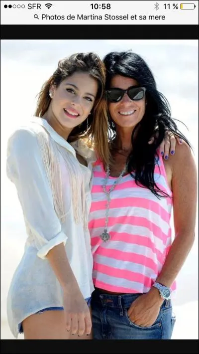 Comment sa mère s'appelle-t-elle ?