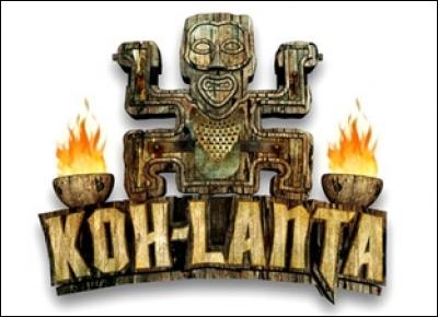 Quel animateur présente Koh-Lanta depuis 2002 ?