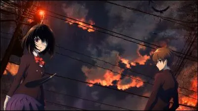 Comment Misaki sait-elle que la malédiction a bien commencé en avril ?