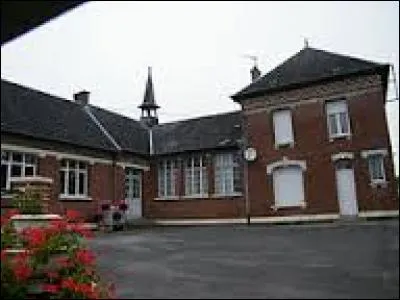 Montauban-de-Picardie se situe dans l'ancienne r&eacute;gion ...