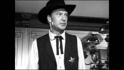 À quelle heure l'action du film "Le train sifflera trois fois" débute-t-elle ?