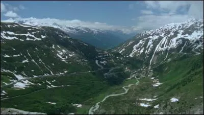 Définissez-moi le col.