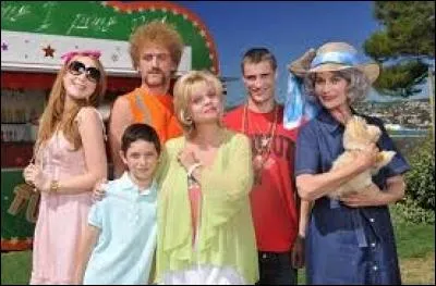 "T" comme la première lettre du nom de cette famille de beaufs, au grand coeur, unie face aux péripéties de la vie. Deux films relatant leurs aventures sont sortis, en 2011 et 2016. Ce sont les ...