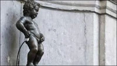 Cette très belle fontaine belge qui représente en enfant qui fait pipi s'appelle...