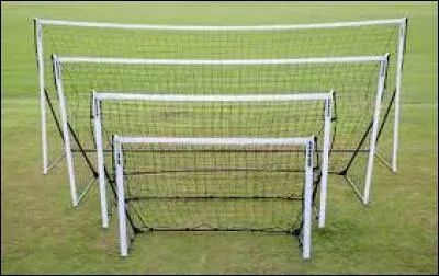 Quelle équipe s'est imposée avec le plus grand nombre de buts d'écart ?