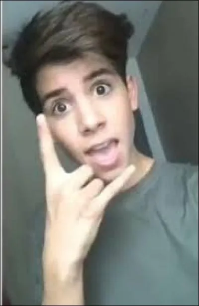 Quel est son nom de famille ?