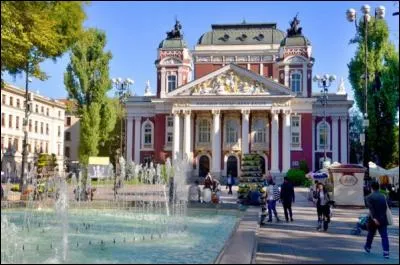 Comment nomme-t-on les habitants de la ville de Sofia ?