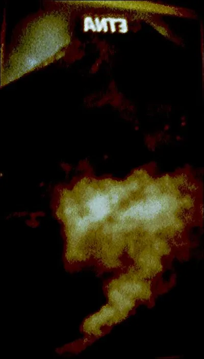 Quel est le nom du volcan italien qui selon la légende abrite les forges d'Héphaïstos ?