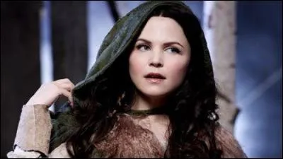 Dans quelle série joue-t-elle ?