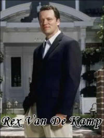 Comment s'appelle cet homme marié à la plus parfaite des femmes au foyer de Wisteria Lane : Bree avec laquelle il a eu deux enfants, Andrew et Danielle, aujourd'hui adolescents. Il est chirurgien ?