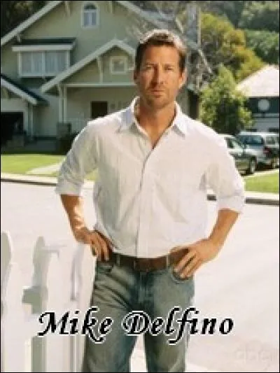 Comment s'appelle le nouveau voisin qui vient tout juste d'emménager à Wisteria Lane. Il est plombier et a un chien nommé Bongo ?