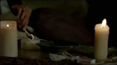 Quelle plante faut-il brûler pour faire le sort d'intimité ?