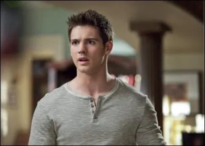 Que ne se passe-t-il PAS dans le dernier épisode de la saison 3 ?