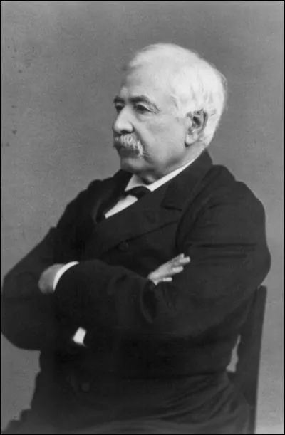 Qu'a fait construire Ferdinand de Lesseps ?