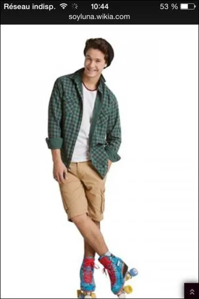 Simon est sorti avec :