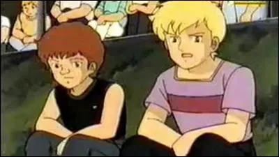 Au d&eacute;but de sa saison, comme s'appelle le capitaine de San Potesta ?