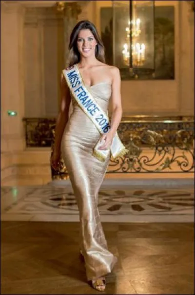 Quelle est la taille d'Iris ?