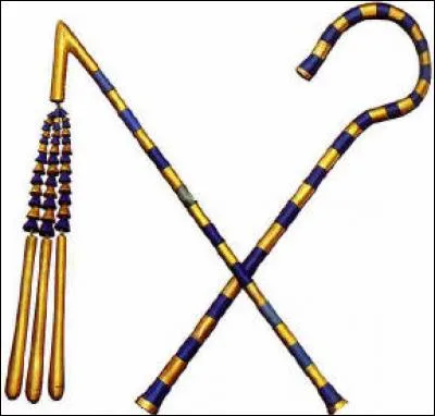 Comment s'appellent les 2 sceptres qui sont les attributs d'Osiris et du pharaon ?